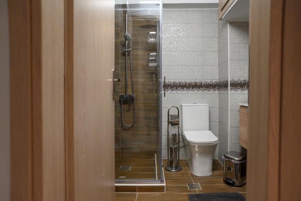 Fresh Spicy 1Bd Amusement Arcade Apartment เอเธนส์ ภายนอก รูปภาพ