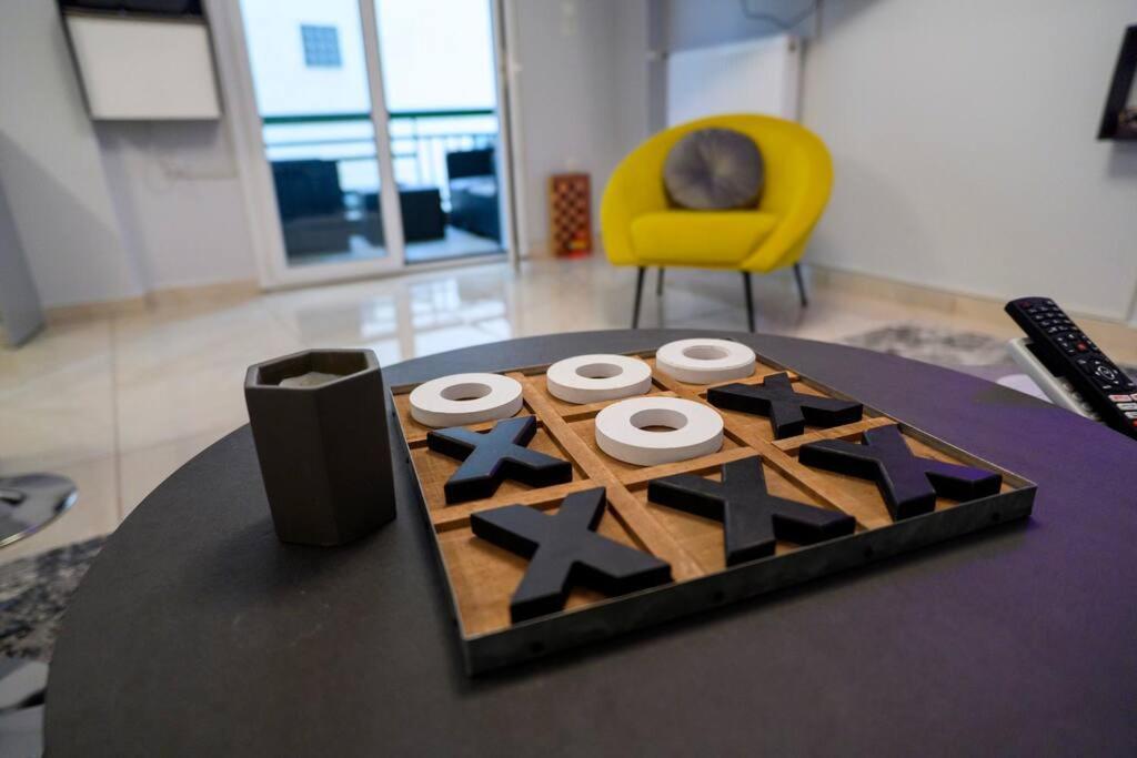 Fresh Spicy 1Bd Amusement Arcade Apartment เอเธนส์ ภายนอก รูปภาพ