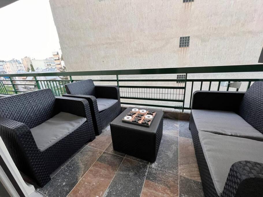 Fresh Spicy 1Bd Amusement Arcade Apartment เอเธนส์ ภายนอก รูปภาพ
